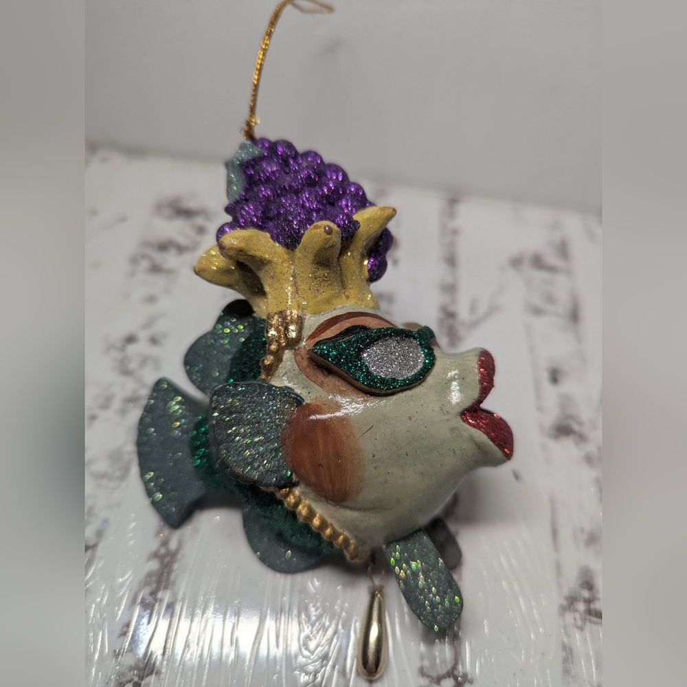 KATHERINE'S COLLECTION CHRISTMAS ORNAMENT KISSING LIPS GREEN FISH GRAPE BANANA